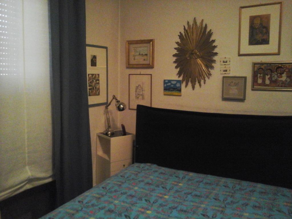 Bnb Lucilla Villa Pesaro Cameră foto